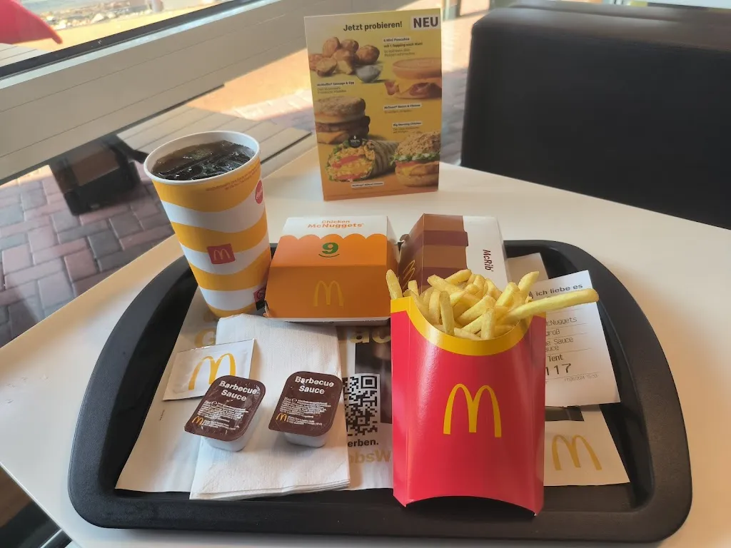 McDonald's_(Elbe)_slider_image_2