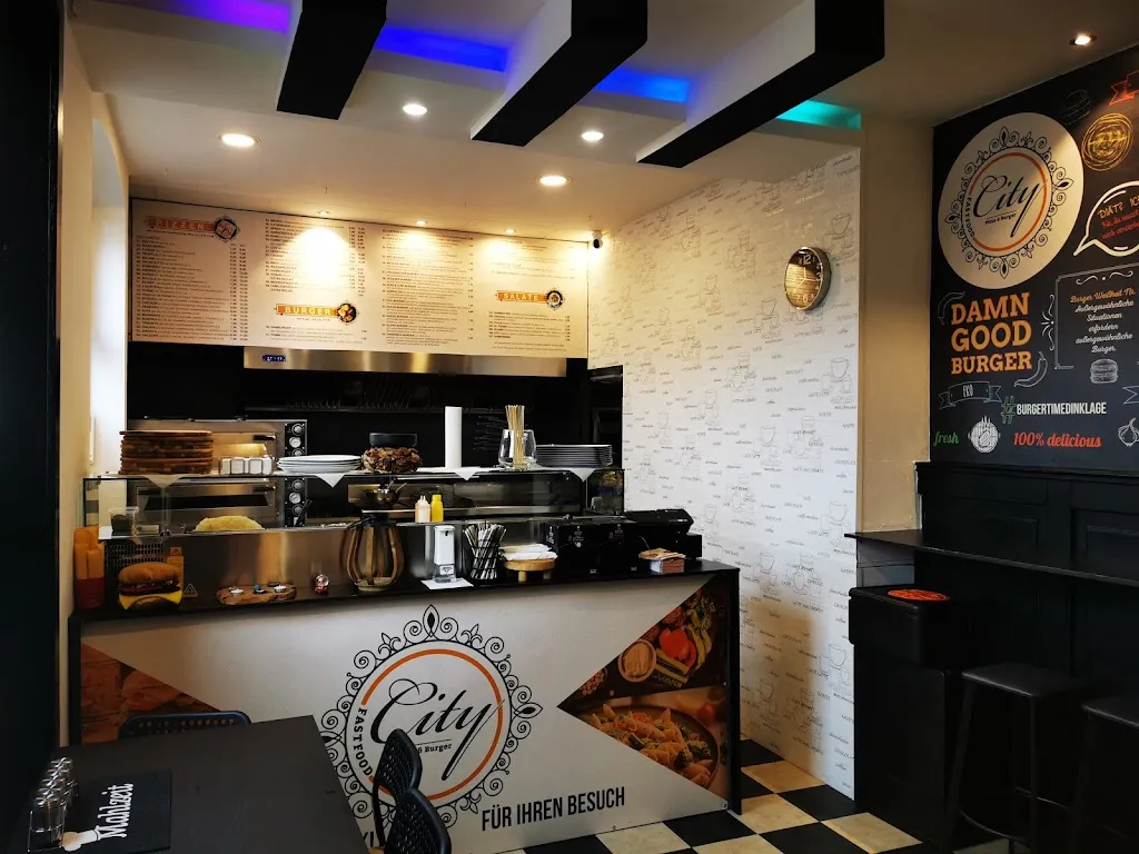 City Fastfood Originale Steinofen-Pizzen Hausgemachte Burger & mehr restaurant in Dinklage