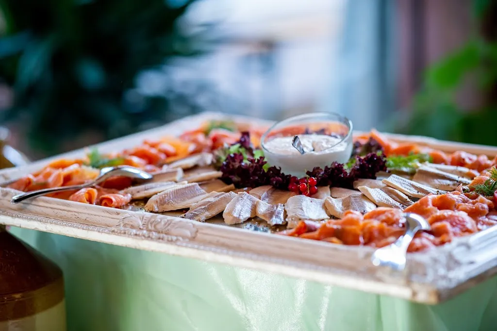 Menu_Roterts Alte Brennerei, Festsaal_Wald_immagine_2