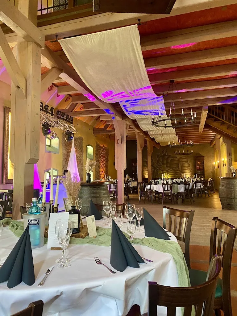 Roterts Alte Brennerei, Festsaal restaurant in Wald