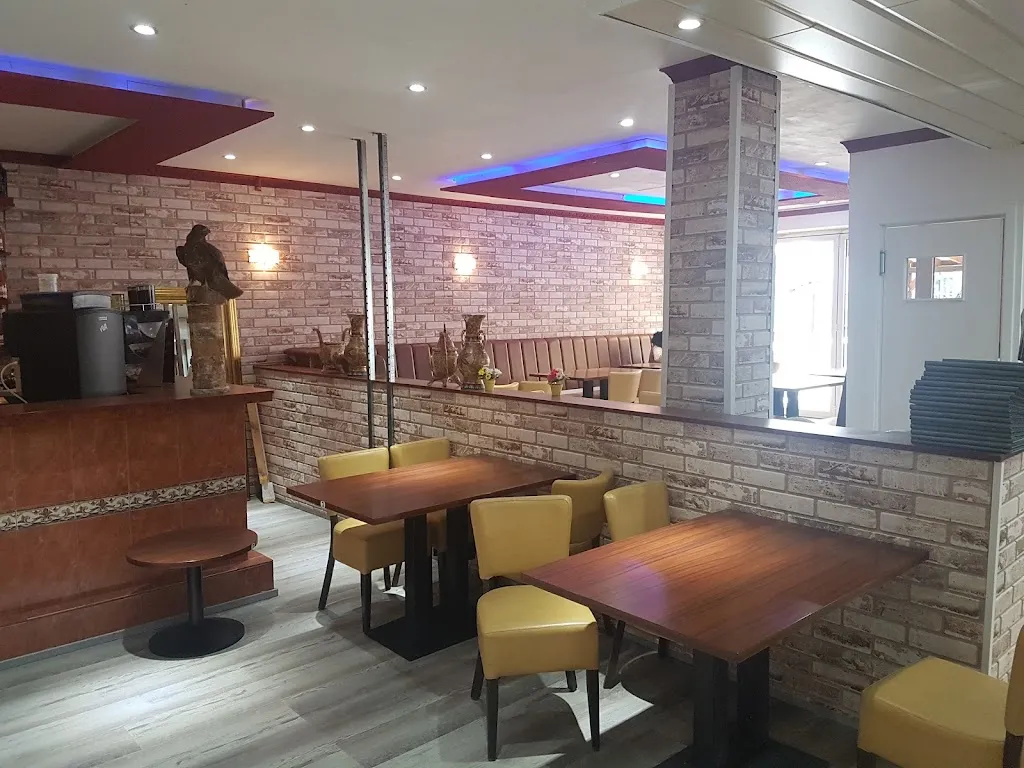 Divan Kebaphaus Dissen_Wald_slider_image_1