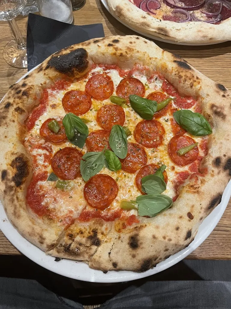 Niklas_Pizzeria Uno_Wald_review