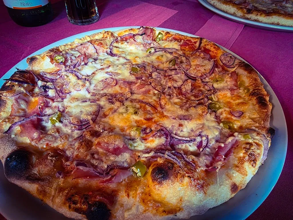 Nico R._Ristorante Gelateria La Rocca_Uetze_review