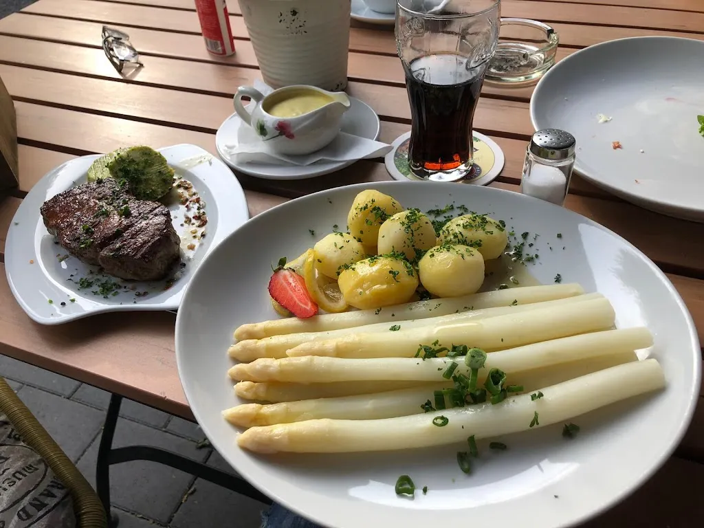 Menu_Hotel & Restaurant Castendieck_Diepholz_immagine_7