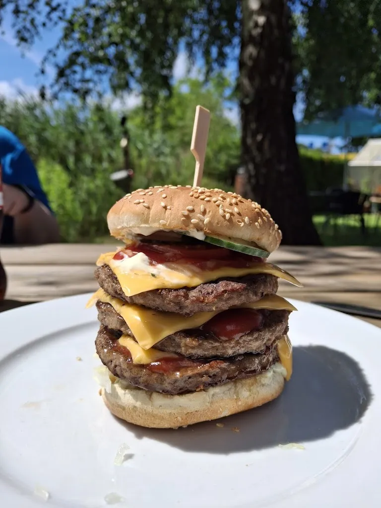 Normen Göken_Hafengrill Imbiss_Nordseeküste_review