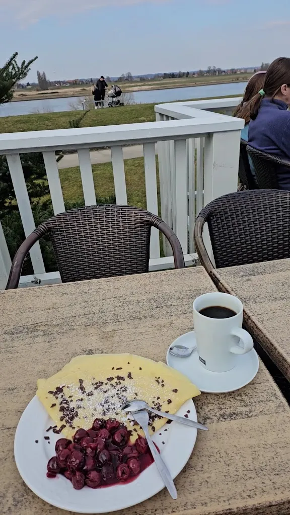 Das Elbcafé_Drage_slider_image_2