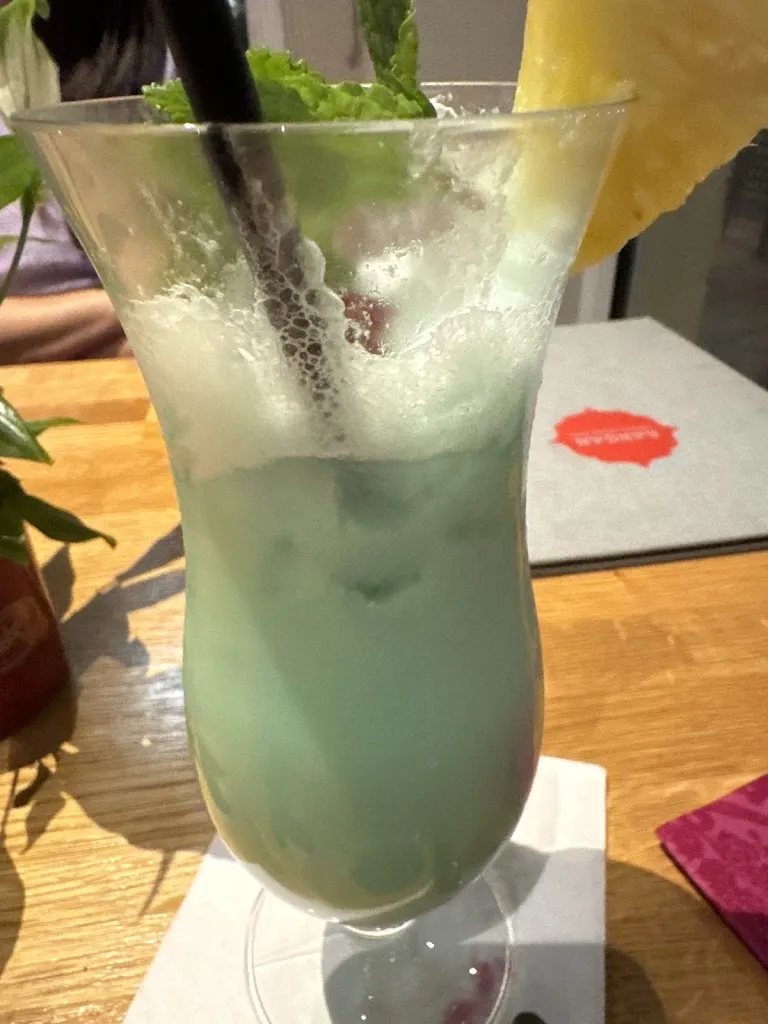 JAY SHAILENDRA CHOUDHARY_Sangam_Aalen_recensione