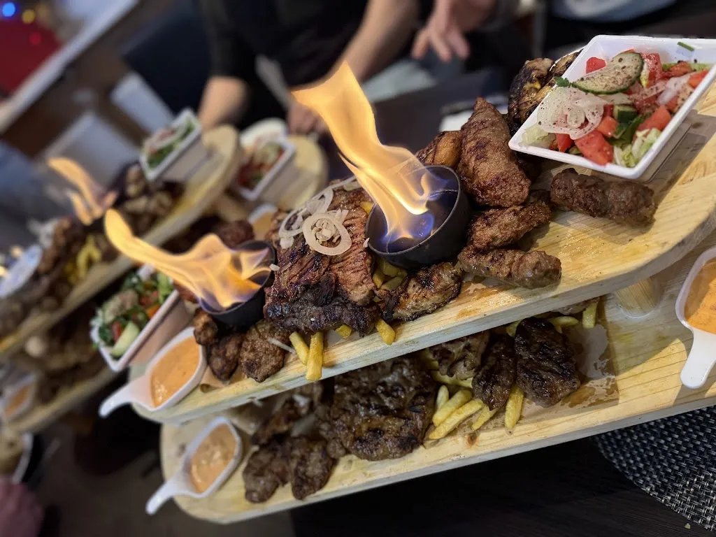 Maida Kutjes_Momo'S BalkanGrill House_Dransfeld_reseña