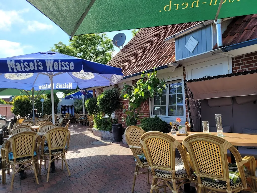 Zum Alten Hafen restaurant in Dornum