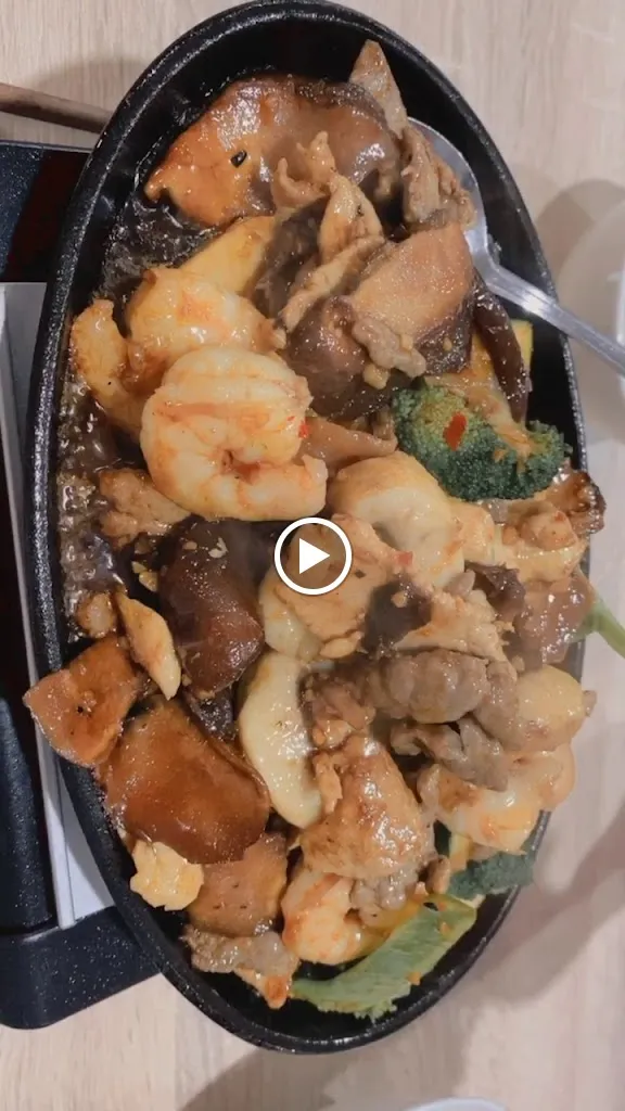 Asia Pham_Dornum_slider_image_2