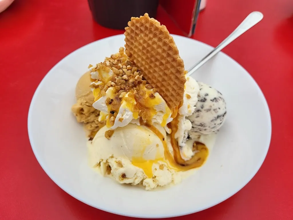 Menu_Heikes Eiscafe_Dornum_immagine_8