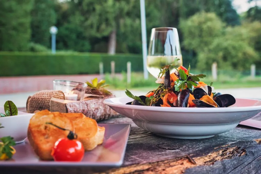 Restaurant Cafe Catering 