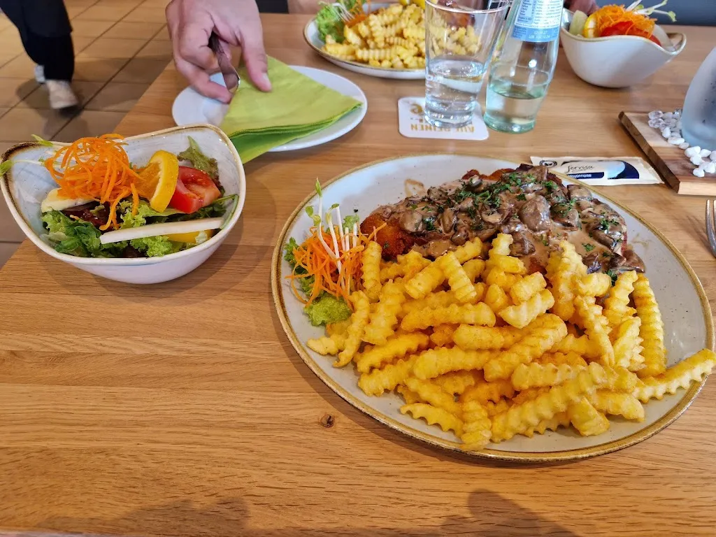 Restaurant Cafe Catering 