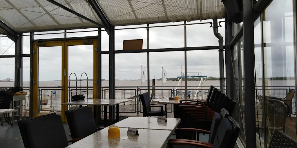 Restaurant Elbblick_Stade_slider_image_1