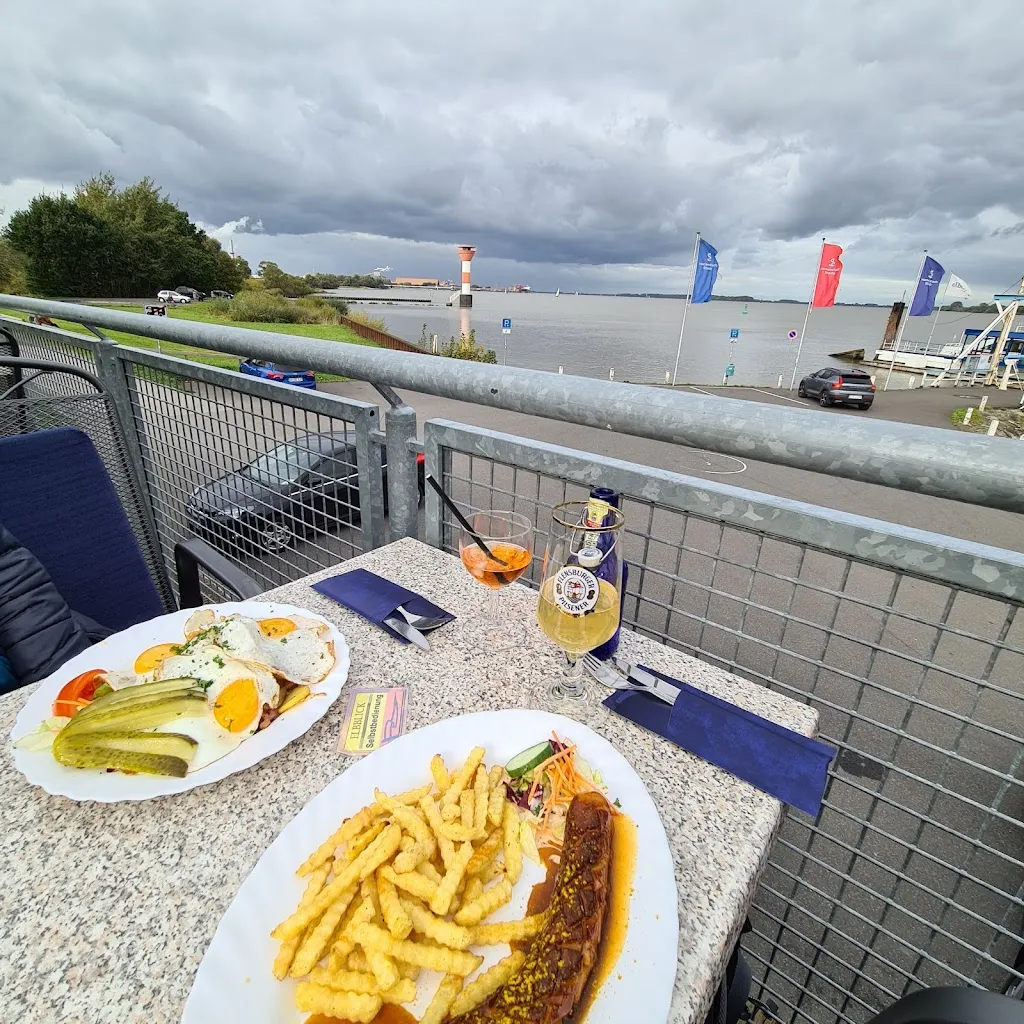 Restaurant Elbblick_Stade_slider_image_3