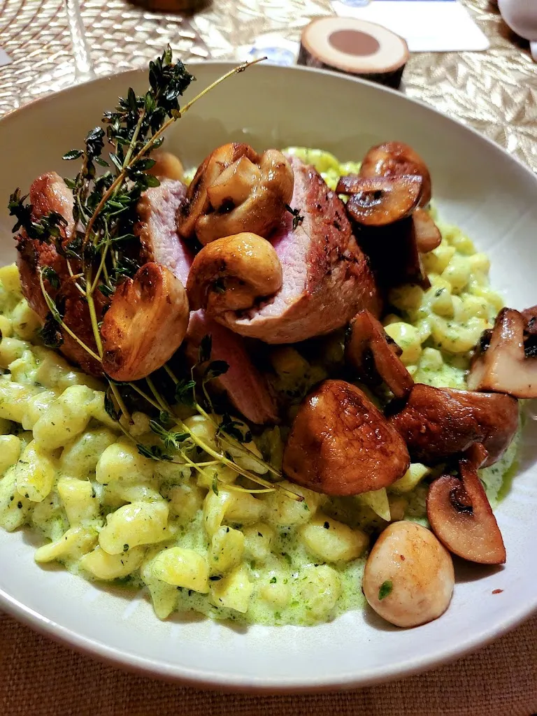 Mali Prasongsri_Sportgaststätte FSV Berngau_Berngau_recensione