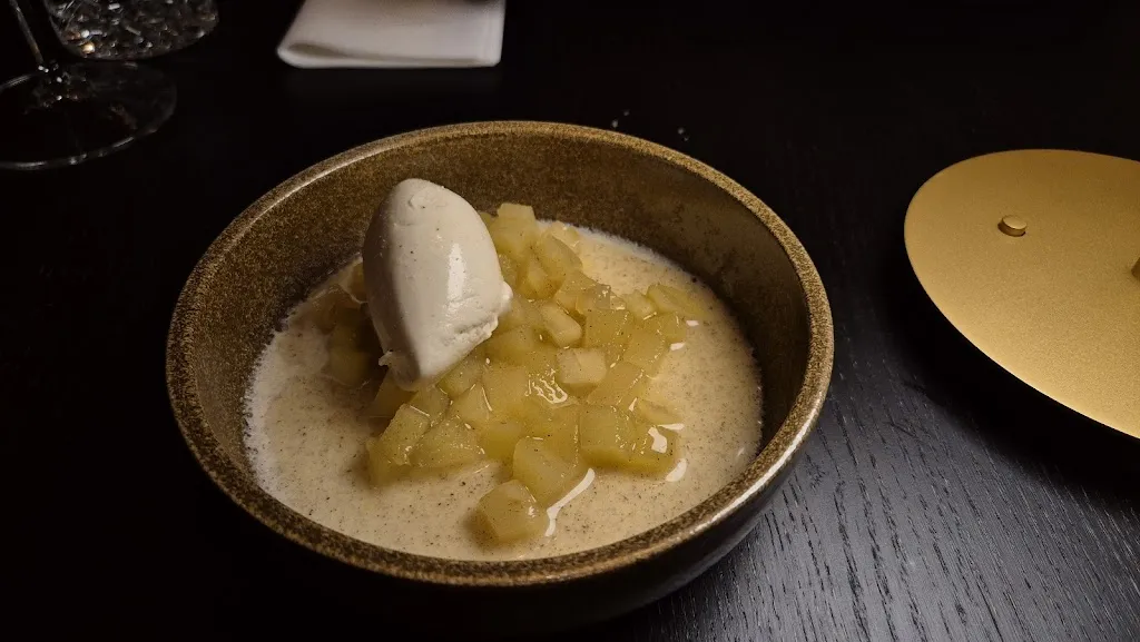 Immanuel Edlinger_SEVEN Restaurant & Rooftopbar_Aalen_review