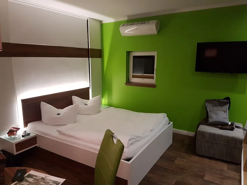 Tree Inn - Das Baumhaushotel_Dörverden_slider_image_3