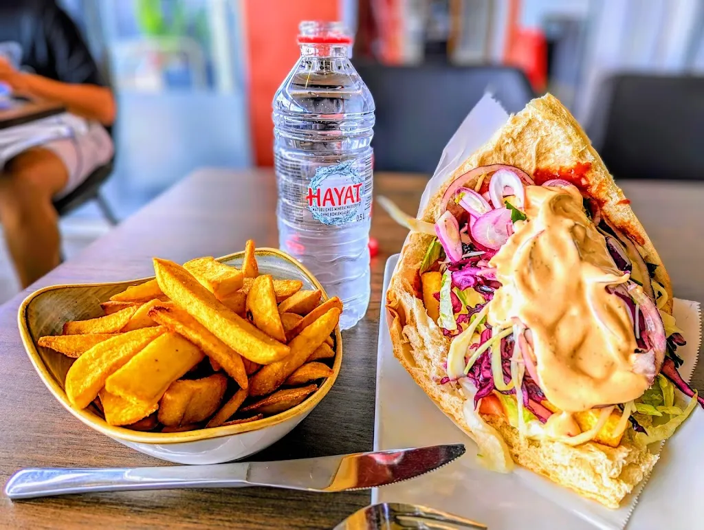 Akin Grillhaus Edemissen_Edemissen_slider_image_3