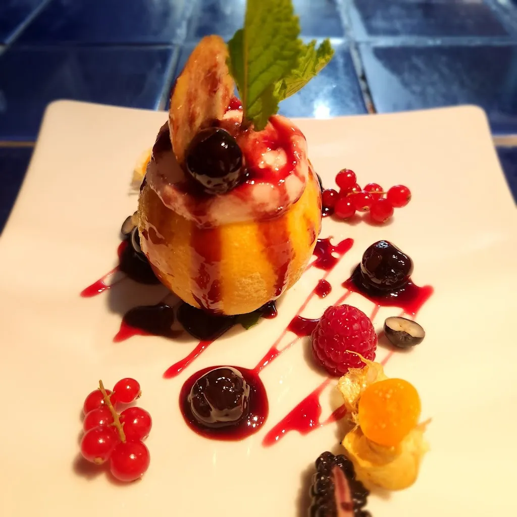 Komninos Kyriazis_Papadopoulos_Bindlach_review