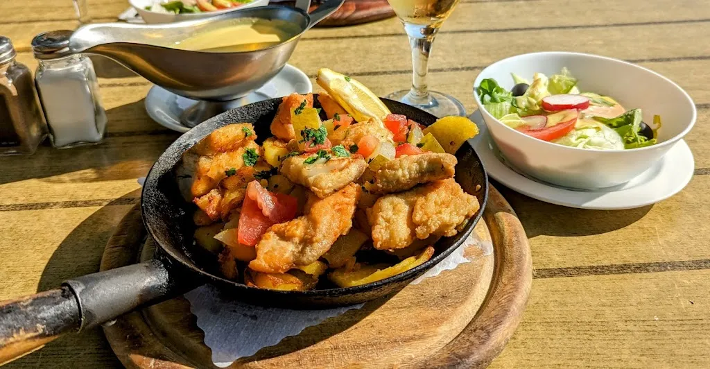 Dübelsbrücker Kajüt_Hamburg_slider_image_3