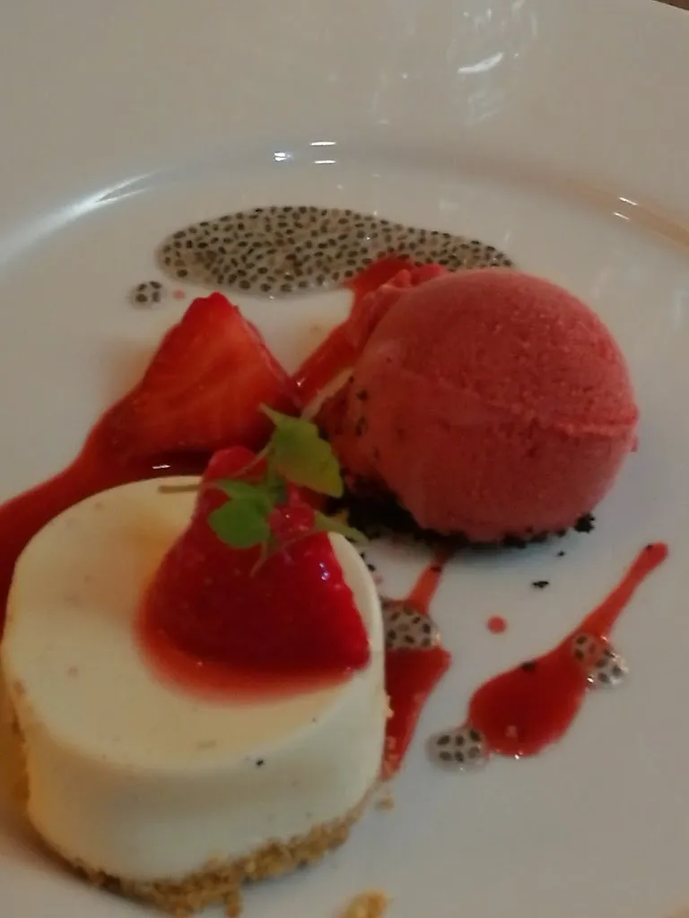 Menu_am kai | restaurant. seafood. drinks. elbblick_Hamburg_image_6