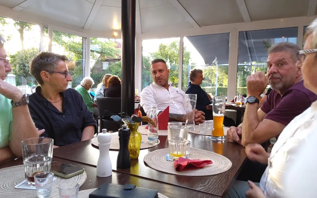 Holzkohle Grillhaus_Edewecht_slider_image_1