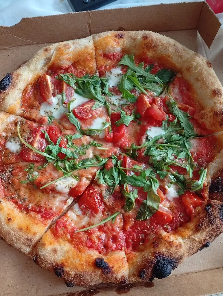 Michaela Sen_Milo’s Café Restaurant Bar_Elze_review