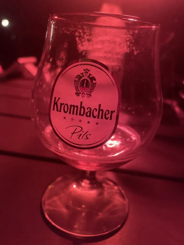 C. Engbers_Dröhnschuppen_Emlichheim_review