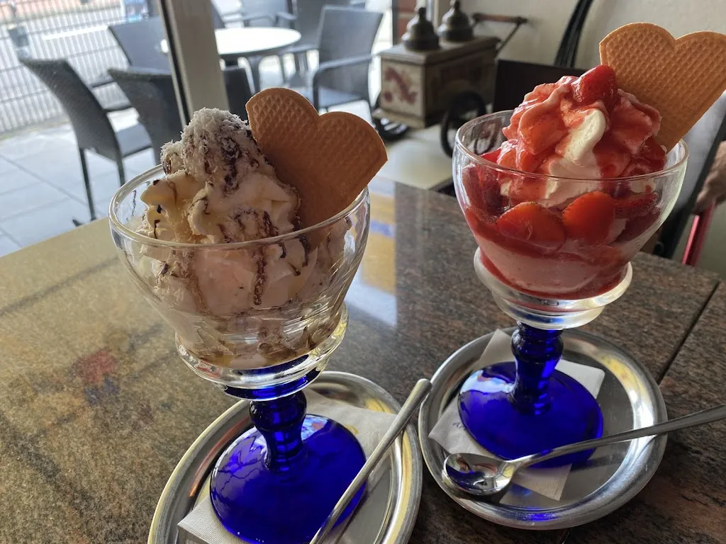 Eiscafé Pinocchio_Emlichheim_slider_image_3