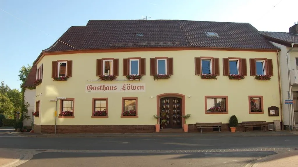 Zum Löwen - Gasthaus & Hotel_Eschau_slider_image_3