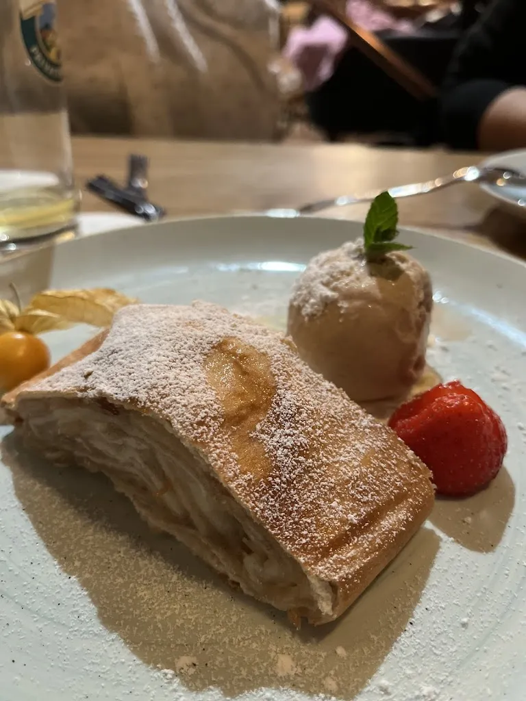 Manu Guerrero_Restaurant Kitz_Brunnthal_recensione