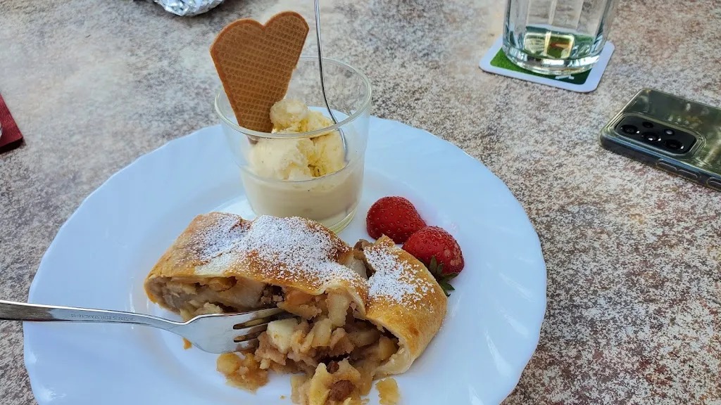 Burgschänke Salzderhelden_Einbeck_slider_image_3