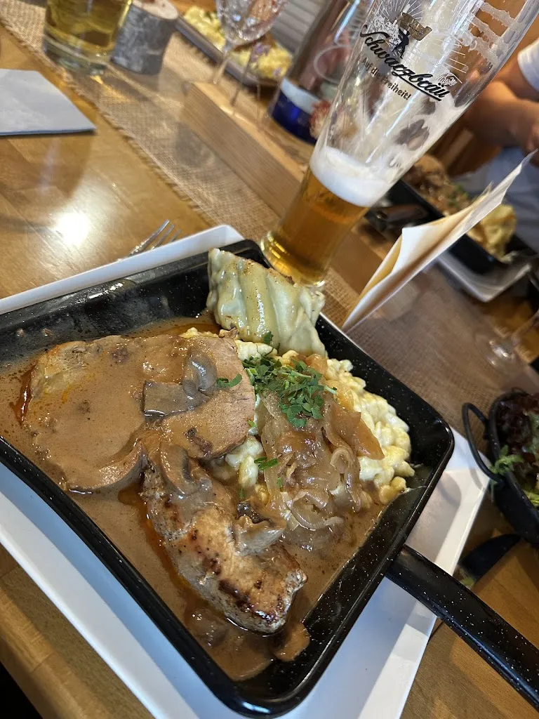 Alfred “Alfred” Leichtle_Landgasthof Zum Lamm_Buch_review