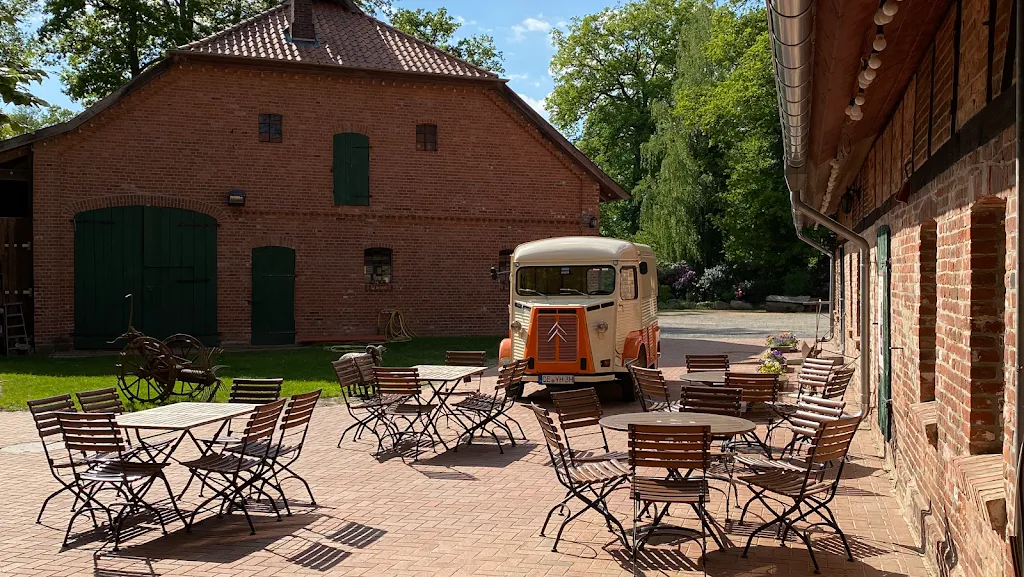 Ole Müllern Schün farmer's café (Bauerncafé) restaurant in Faßberg