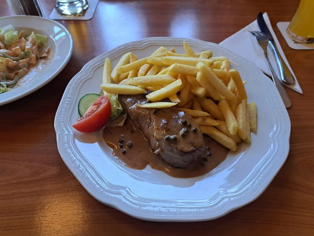 Bahnhofsgaststätte Poitzen_Faßberg_slider_image_2