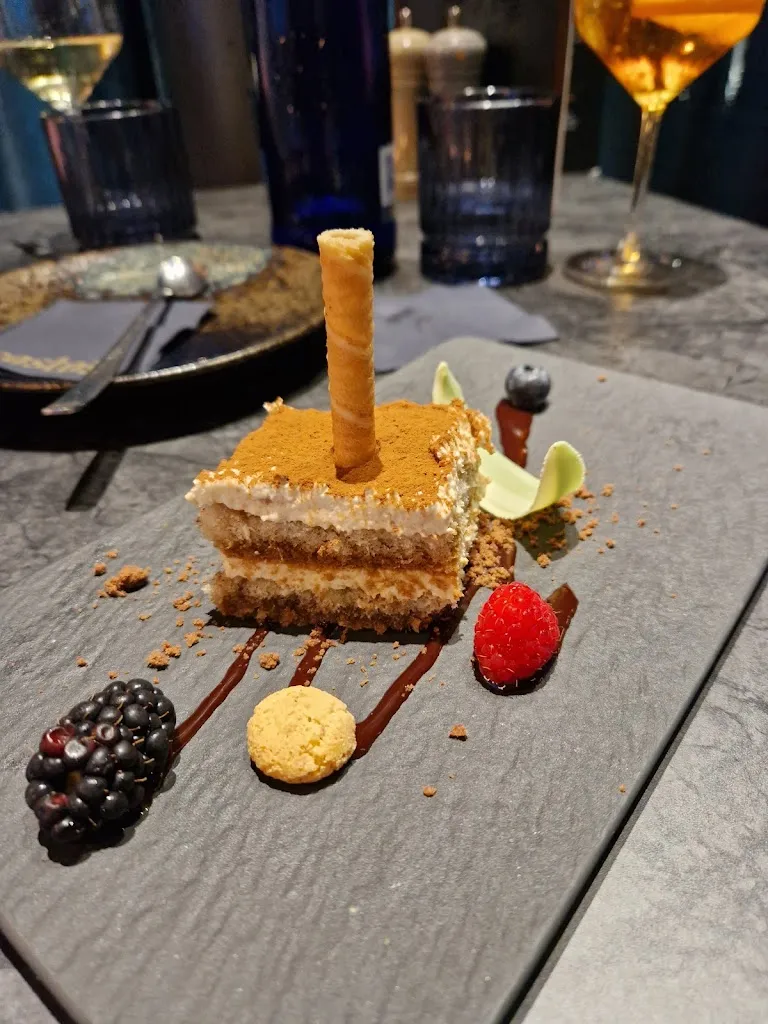 Menu_Castos Emden_Emden_image_6