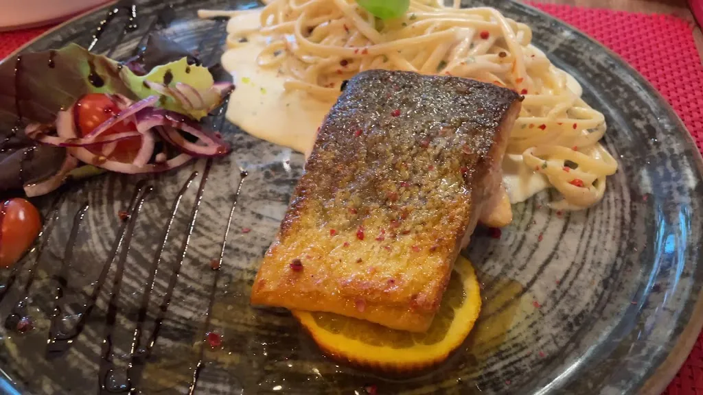 La cucina di Santino_Emden_slider_image_2