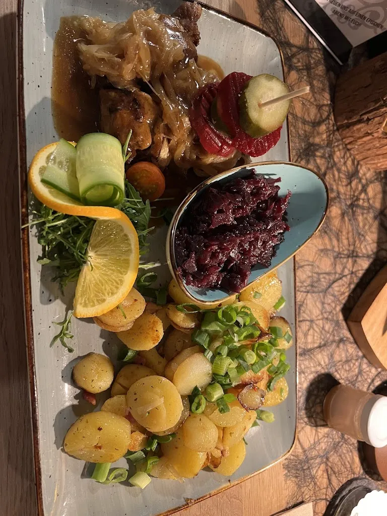 Oliver_Goldener Adler Restaurant_Emden_review