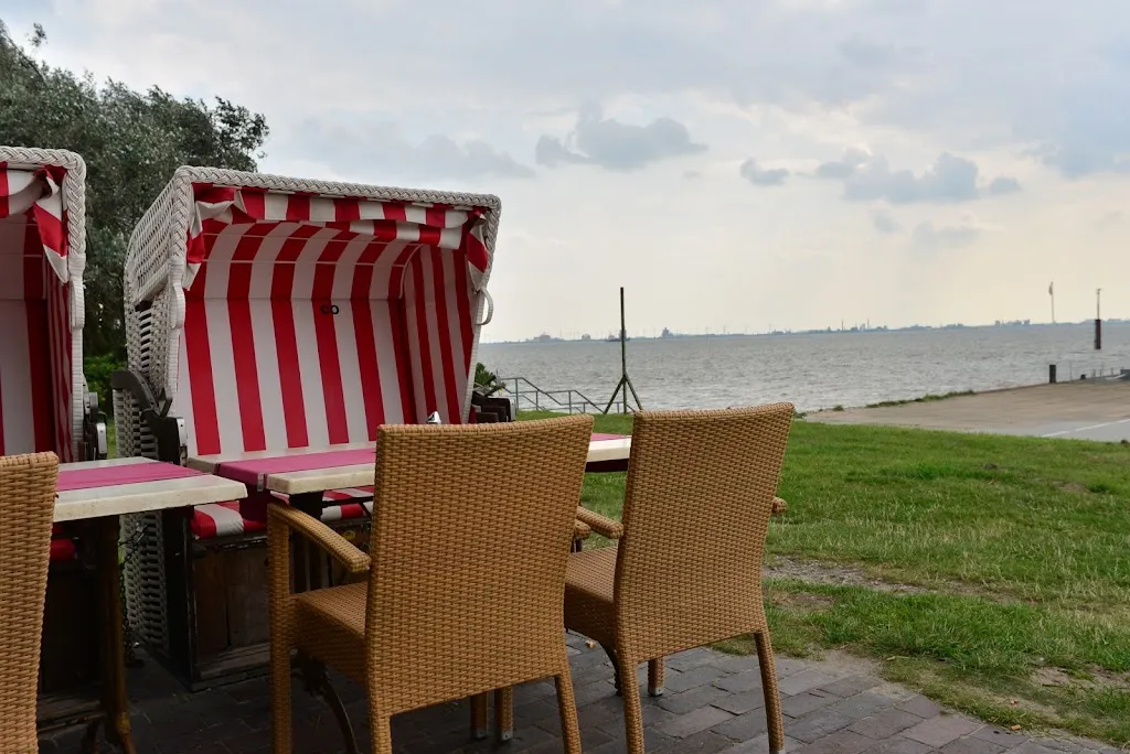 Restaurant Strandlust_Emden_slider_image_1