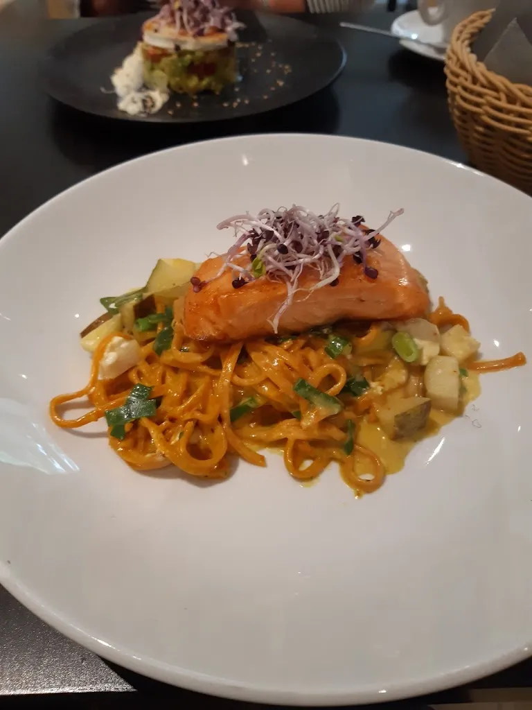 Menu_Henri's_Emden_image_7