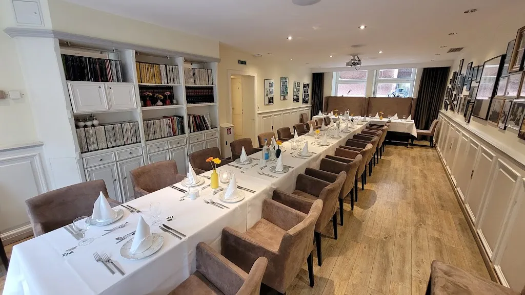 Henri's_Emden_slider_image_3