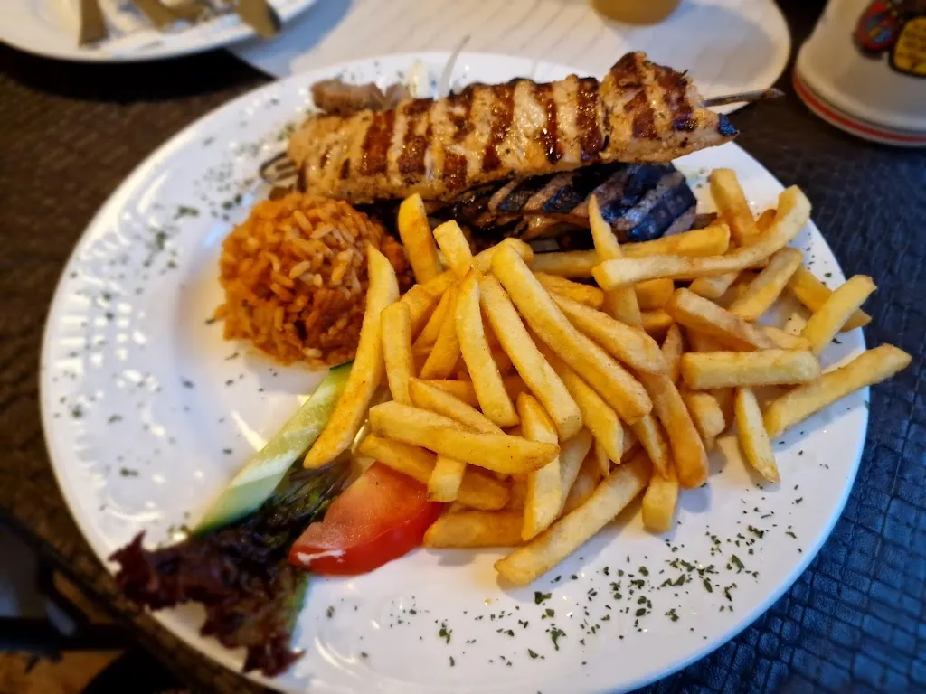 Nancie Nais_Olympia Restaurant_Emden_review