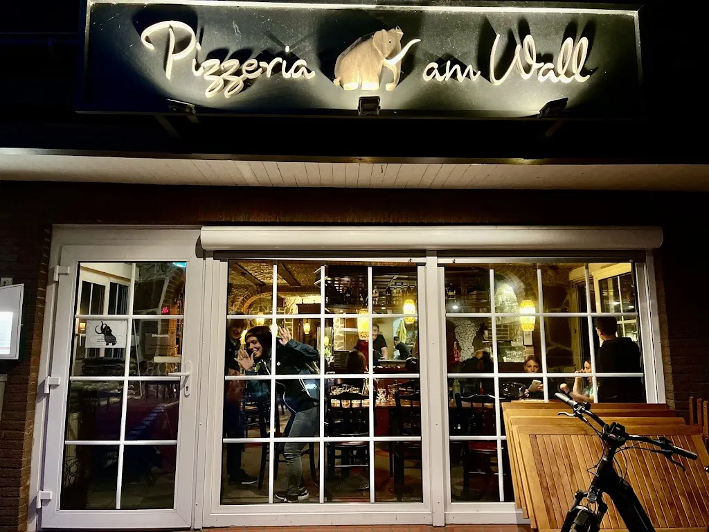 Pizzeria Mammut am Wall_Emden_slider_image_1