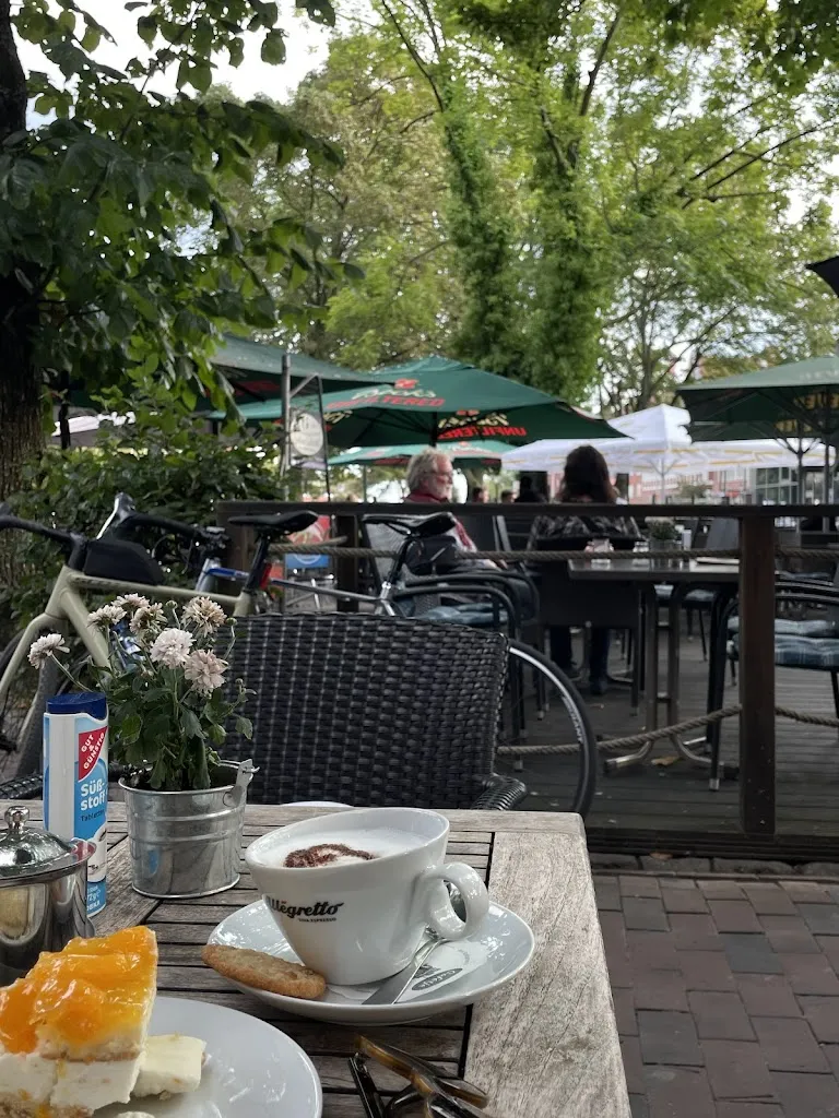 Cafetje_Emden_slider_image_1