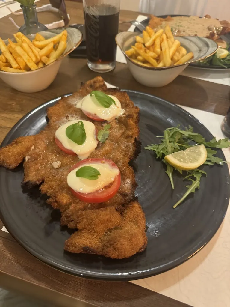 Jaqueline Habitzl_Restaurant ASTERIA Friedeburg_Friedeburg_review