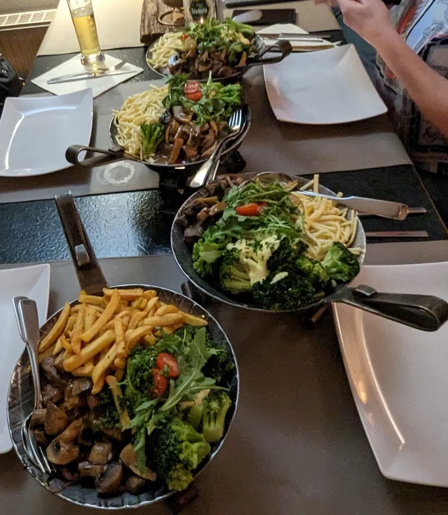 Menu_Heidekrug Bentstreek | Hochzeitslocation & Restaurant_Friedeburg_immagine_9