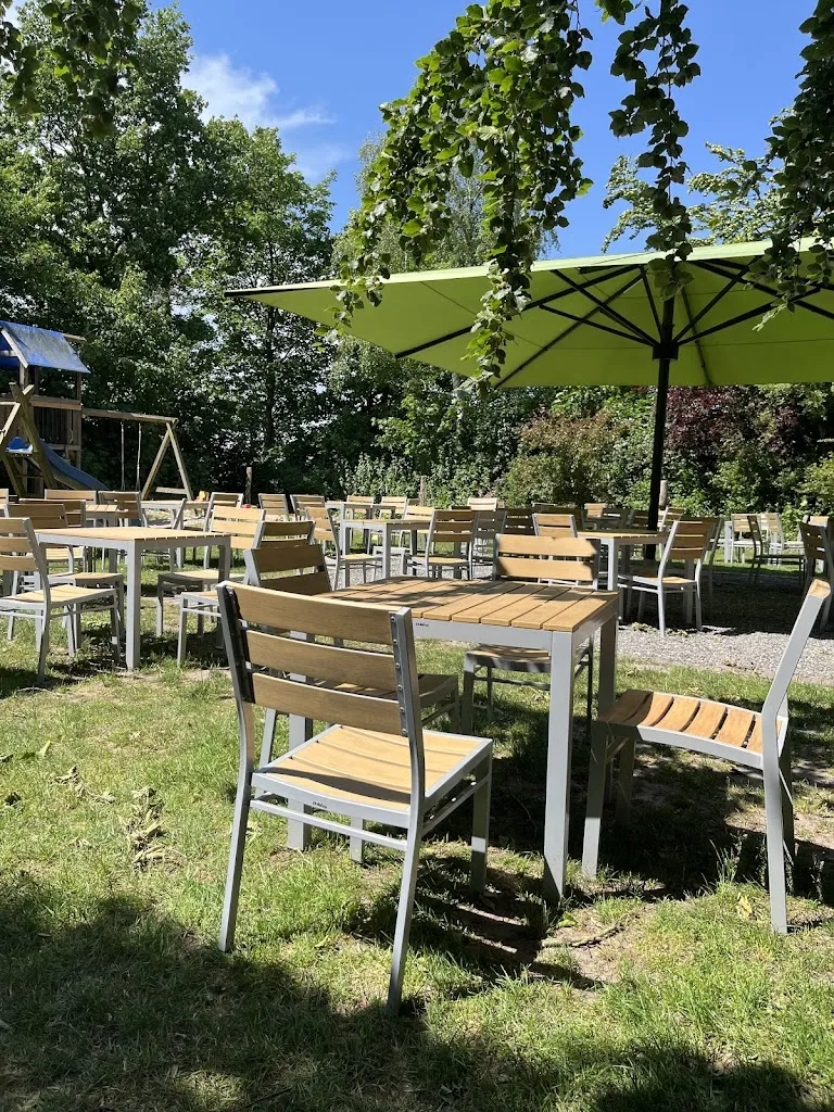 Hofcafe/Horster Grashaus restaurant in Friedeburg