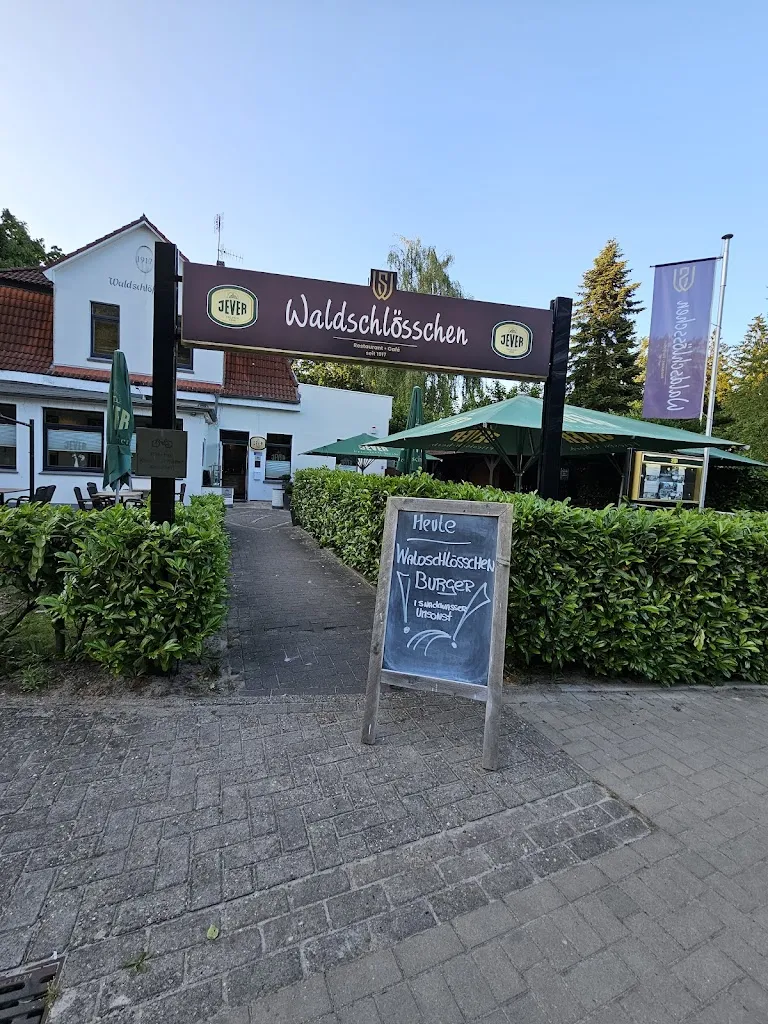 Waldschlösschen_Jever_slider_image_3