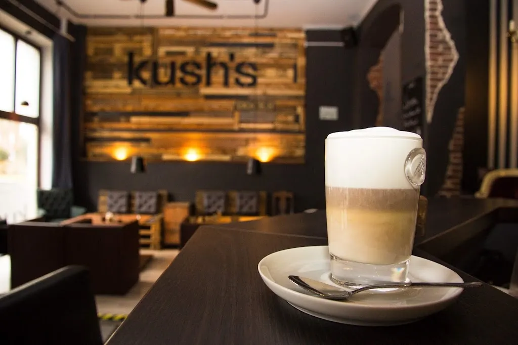 Kush's Deichbrücke_Wilhelmshaven_slider_image_3